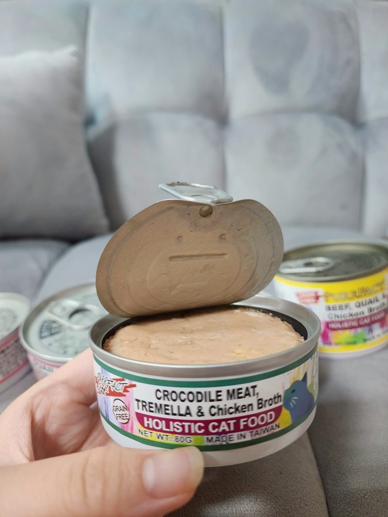 女人知己試用大隊,口碑行銷,部落客行銷,PURRFACT 波菲特貓用主食罐,主食罐,PURRFACT波菲特,貓主食罐,貓罐,PURRFACT波菲特貓用主食罐,魚肉蔓越莓主食罐,鮮嫩雞主食罐,鹿肉雞肉主食罐,牛肉鵪鶉貓主食罐,干貝蠶蛹配方,鱷魚肉白木耳配方,雞肉魚肉配方,安心鶉配方,評價,體驗,適口性佳,心得,成貓適用,高齡貓適用,質地是慕絲狀